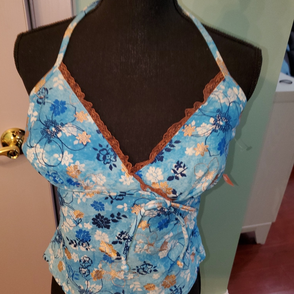 Brand new beautiful 2 piece bathing suit By baltex